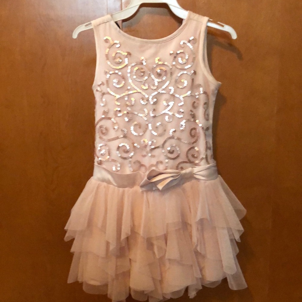 Girls dress